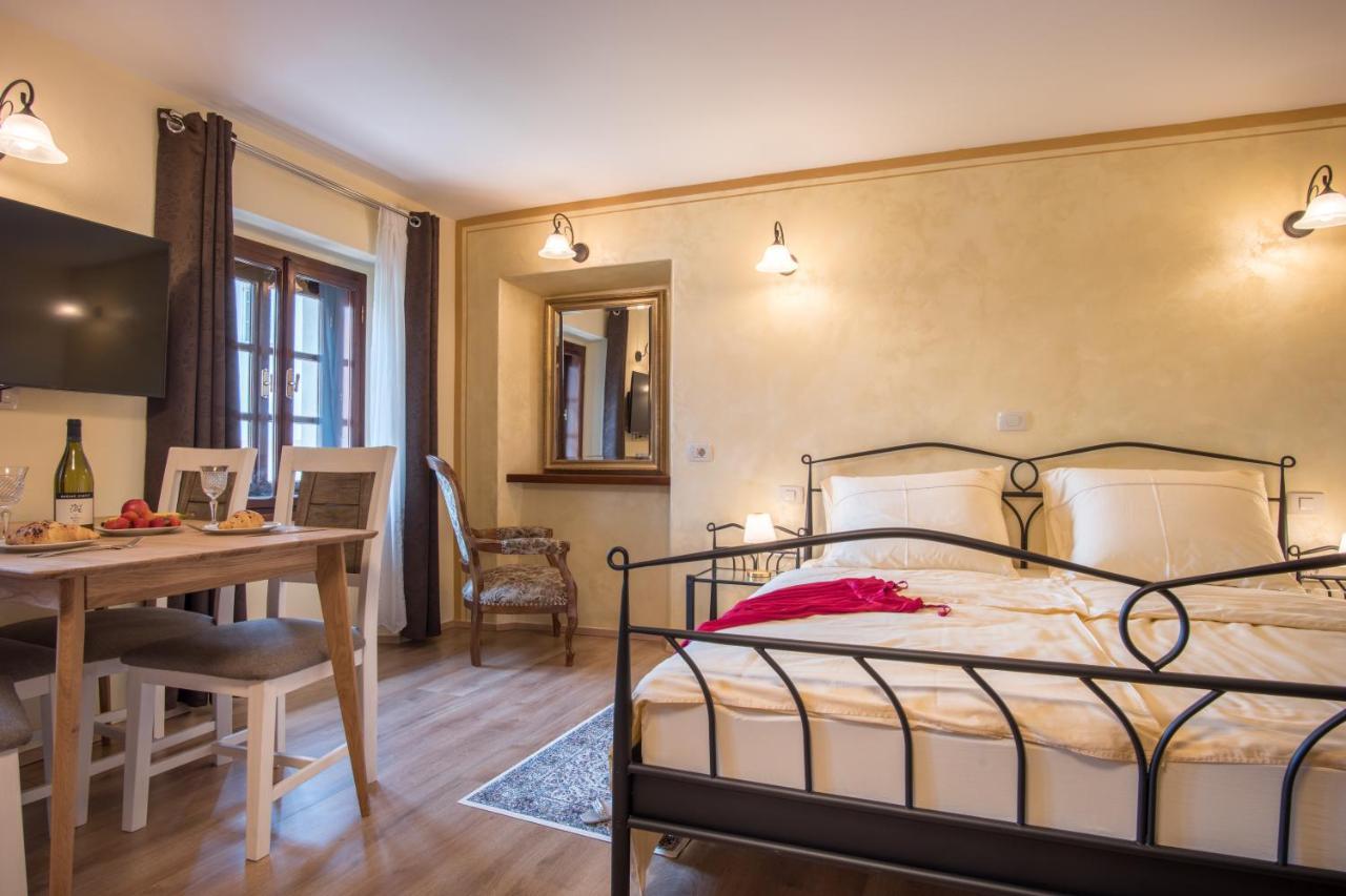 Vila Radolca Apartments & Rooms Radovljica Buitenkant foto