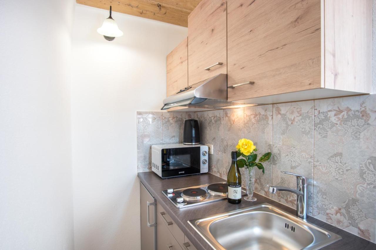 Vila Radolca Apartments & Rooms Radovljica Buitenkant foto