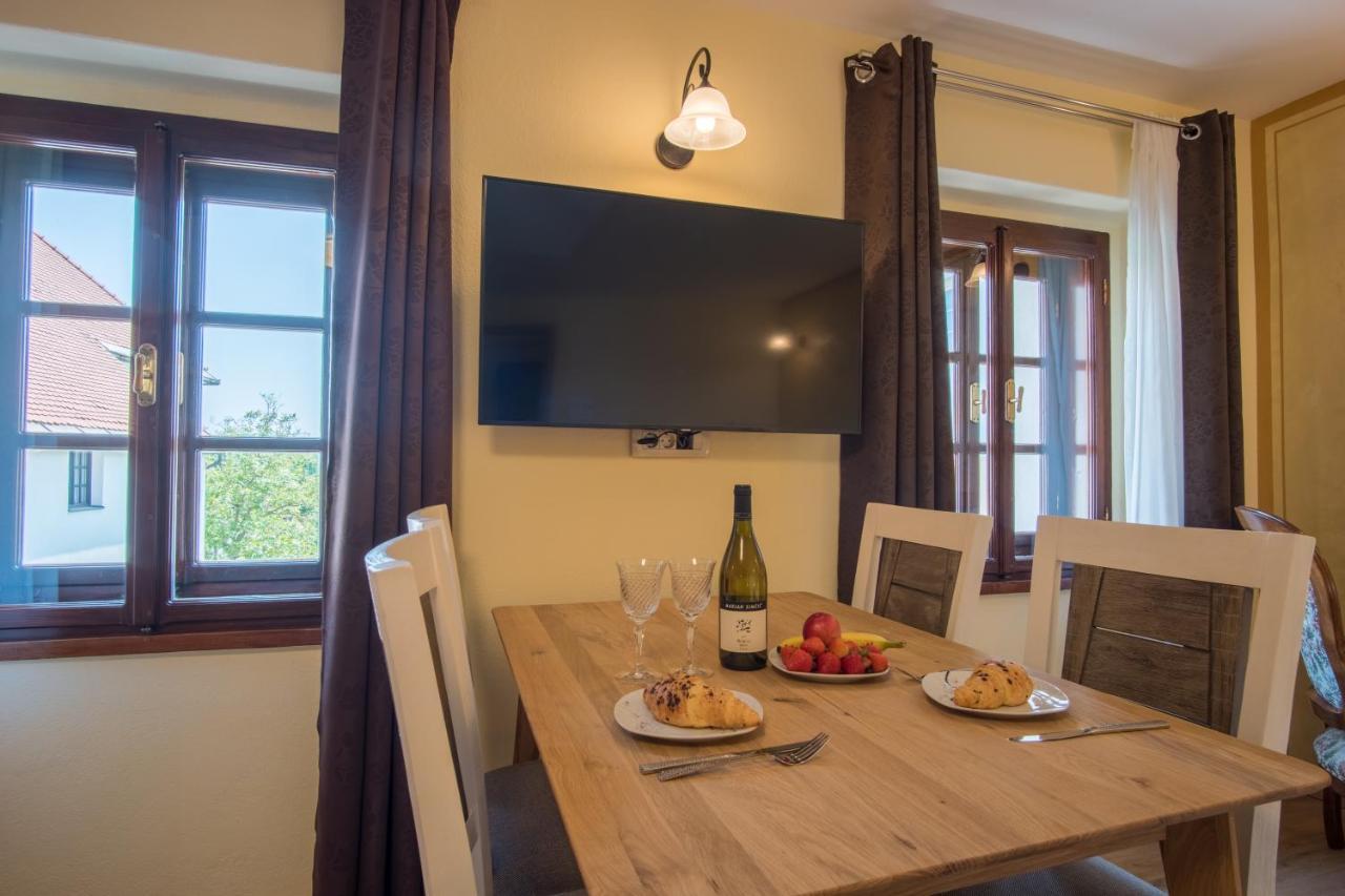 Vila Radolca Apartments & Rooms Radovljica Buitenkant foto