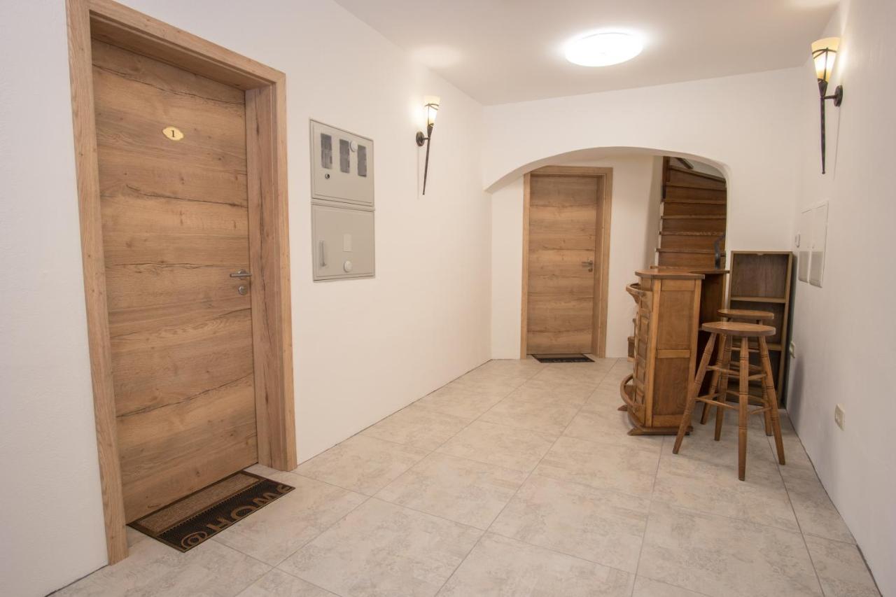 Vila Radolca Apartments & Rooms Radovljica Buitenkant foto