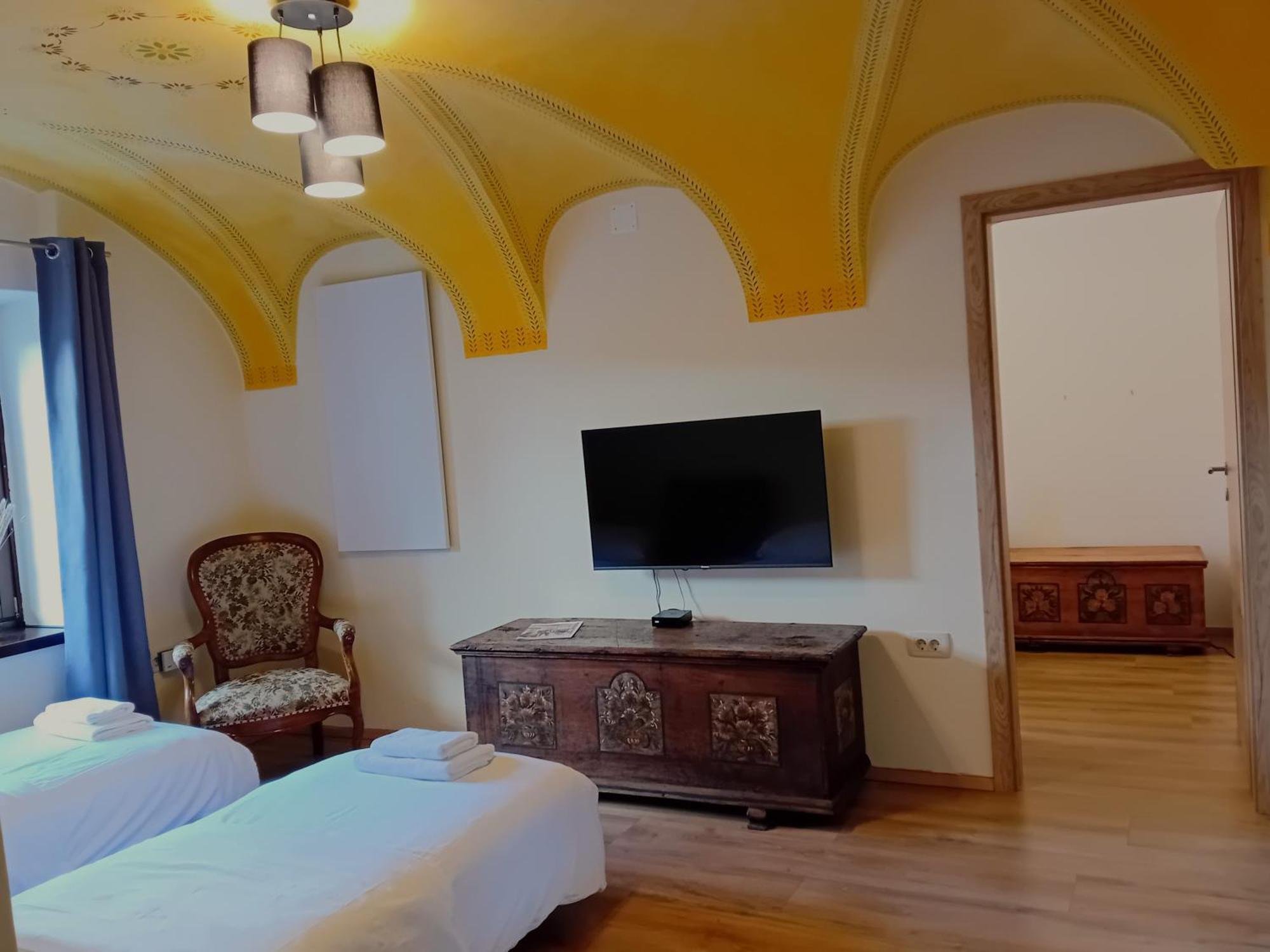 Vila Radolca Apartments & Rooms Radovljica Buitenkant foto
